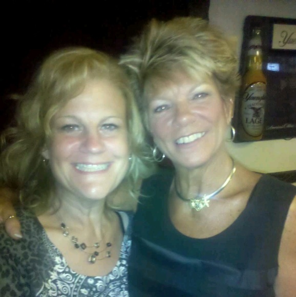 Meet your Posher, Roxanne. (Short hair) - Picture 1 of 1